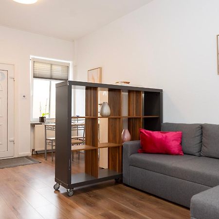 Cosy Nest - Apartment By Comfort Housing Falkensee Kültér fotó